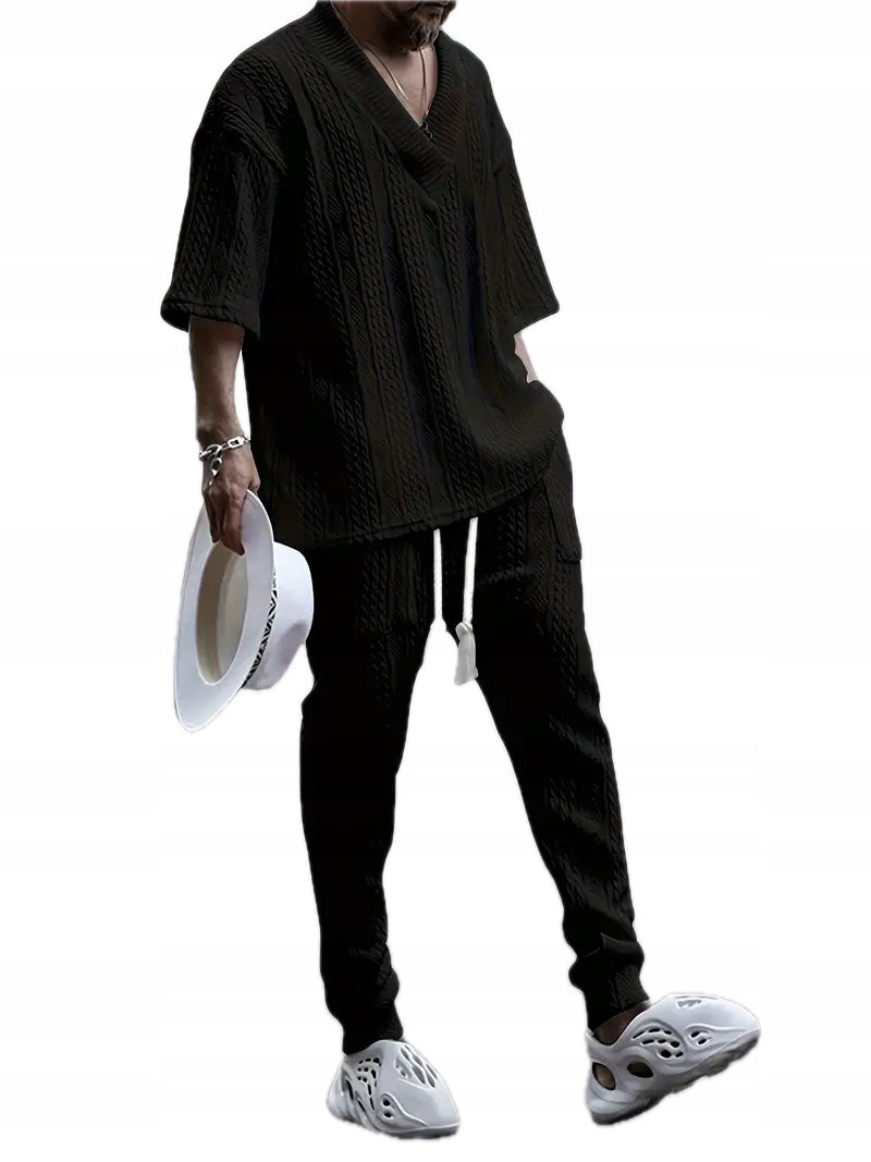 Męski Komplet Koszulka w Serek i Spodnie - Old Money